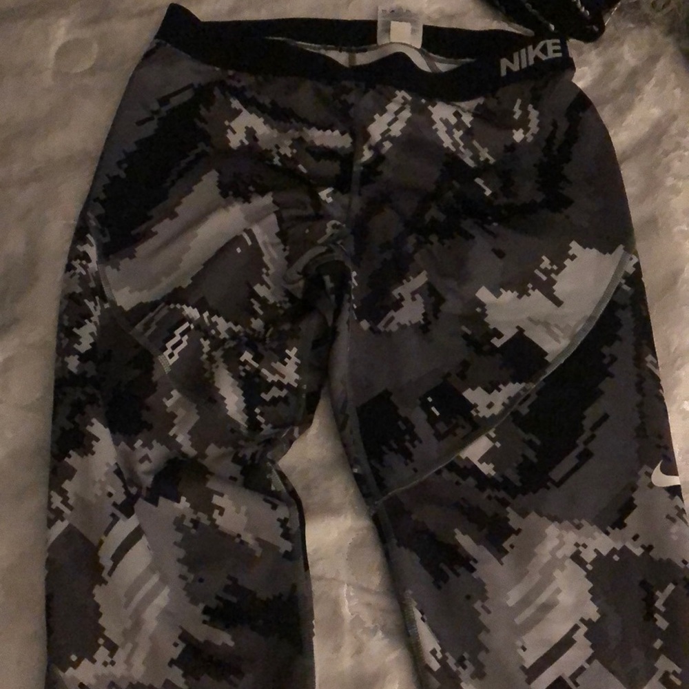 Nike Pro HyperWarm Leggings